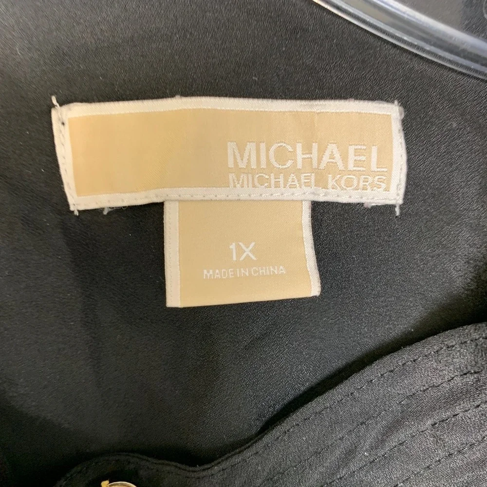 Michael Kors Blouse Top Womens 1X Black Pockets Roll Tab Sleeve Casual Pullover
